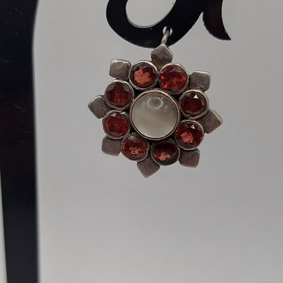 Art Deco Garnet and Moonstone 925 Sterling hook earrings 1920-30 1 inch marked - Picture 2 of 8